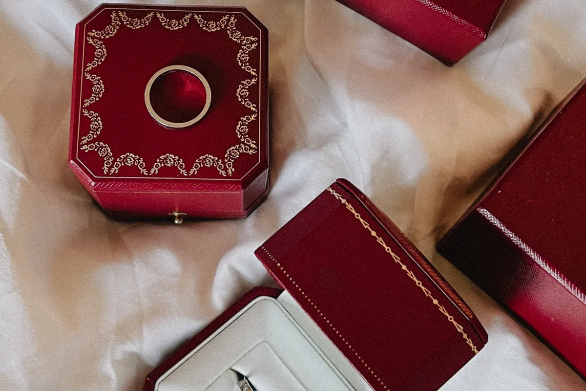 Gold Plated vs Gold Filled: Understanding GP, GF, Vermeil, and Solid Gold